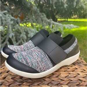 Traq by Alegria Qwik Flurry Black Multicolor Women’s Sneaker Size EU 38 US 7.5/8